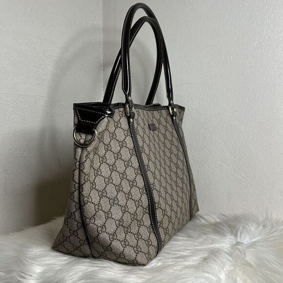 💯Authentic Gucci Tote Magnetic Closure 🍀 - Picture 10 of 17